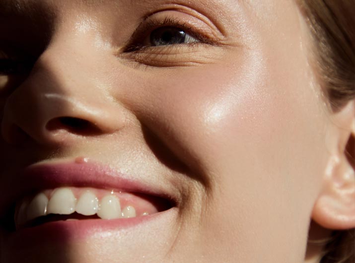 Paul Wilson Aesthetics - Facial Implants Procedure Video